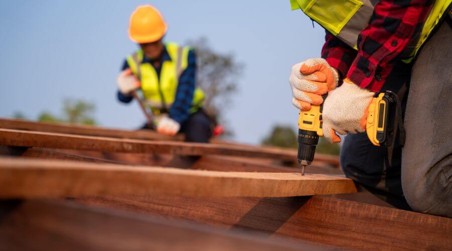Expert Emergency Roof Repairs services in Breaks, VA